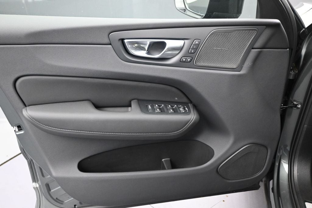 2026 Volvo XC60 Plug-In Hybrid T8 Ultra