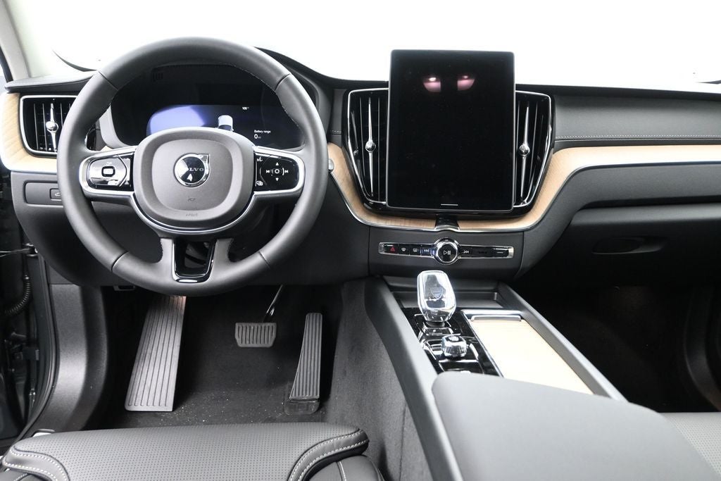 2026 Volvo XC60 Plug-In Hybrid T8 Ultra