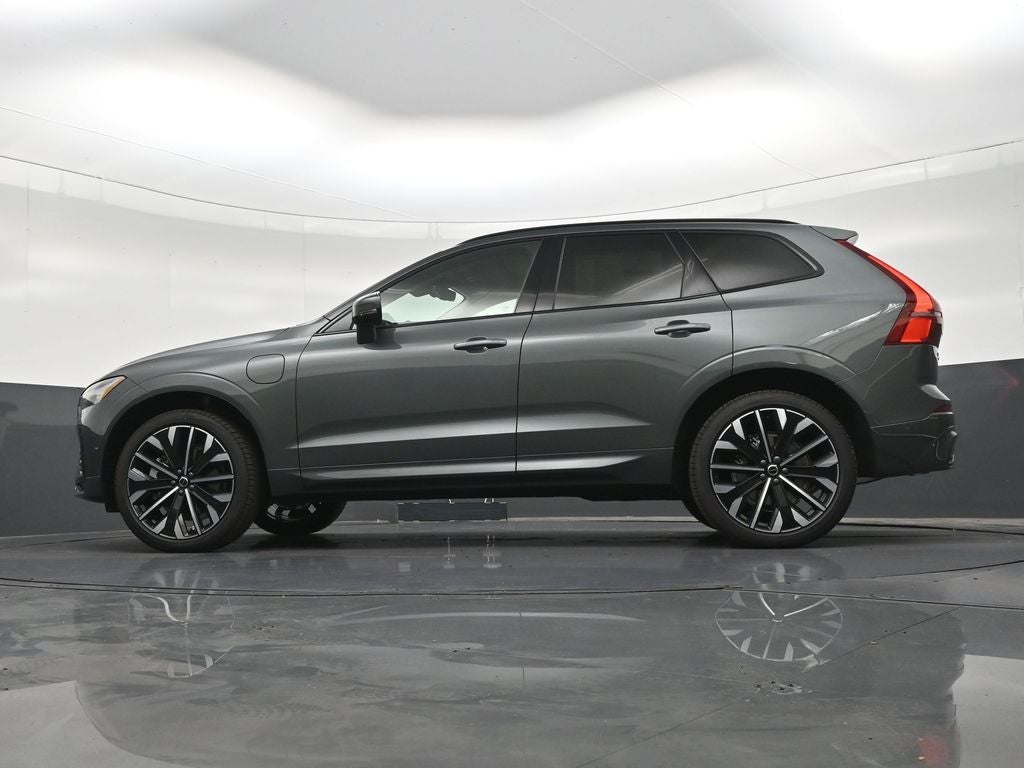 2026 Volvo XC60 Plug-In Hybrid T8 Ultra