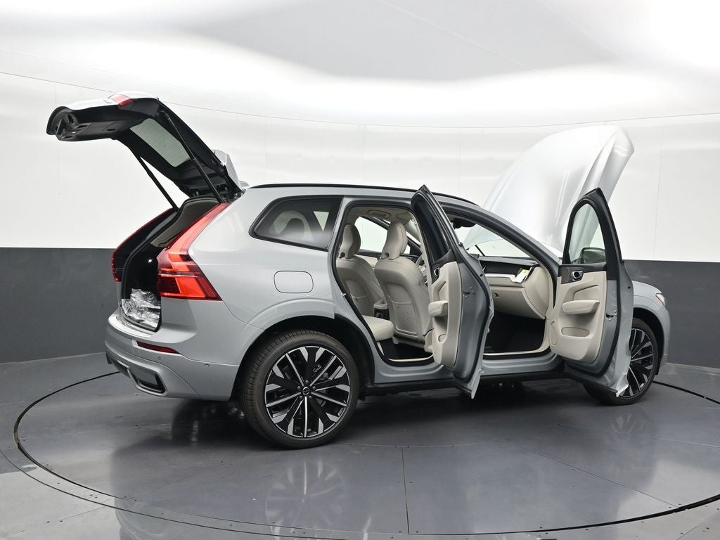 2026 Volvo XC60 Plug-In Hybrid T8 Ultra