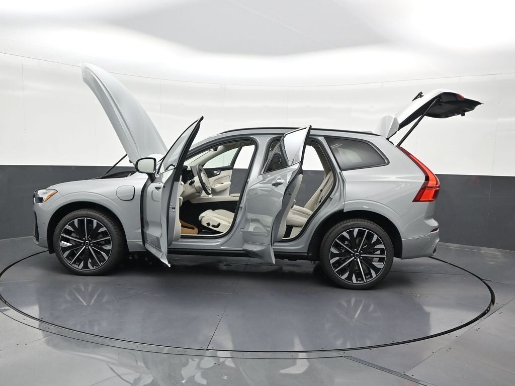 2026 Volvo XC60 Plug-In Hybrid T8 Ultra