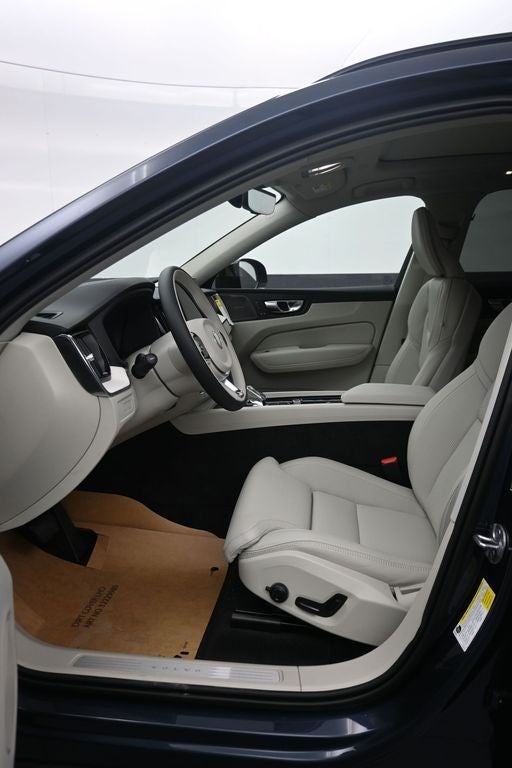 2026 Volvo XC60 Plug-In Hybrid T8 Ultra
