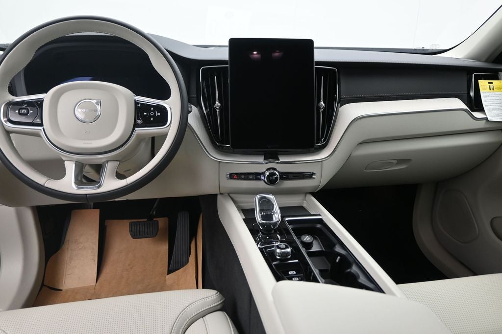 2026 Volvo XC60 Plug-In Hybrid T8 Ultra
