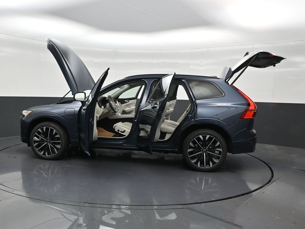 2026 Volvo XC60 Plug-In Hybrid T8 Ultra