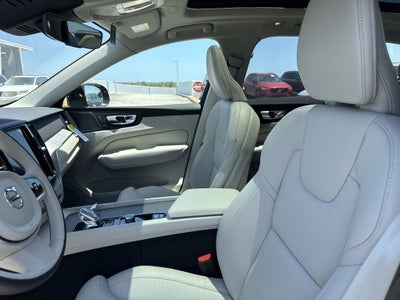 2025 Volvo XC60 Plug-In Hybrid T8 Ultra