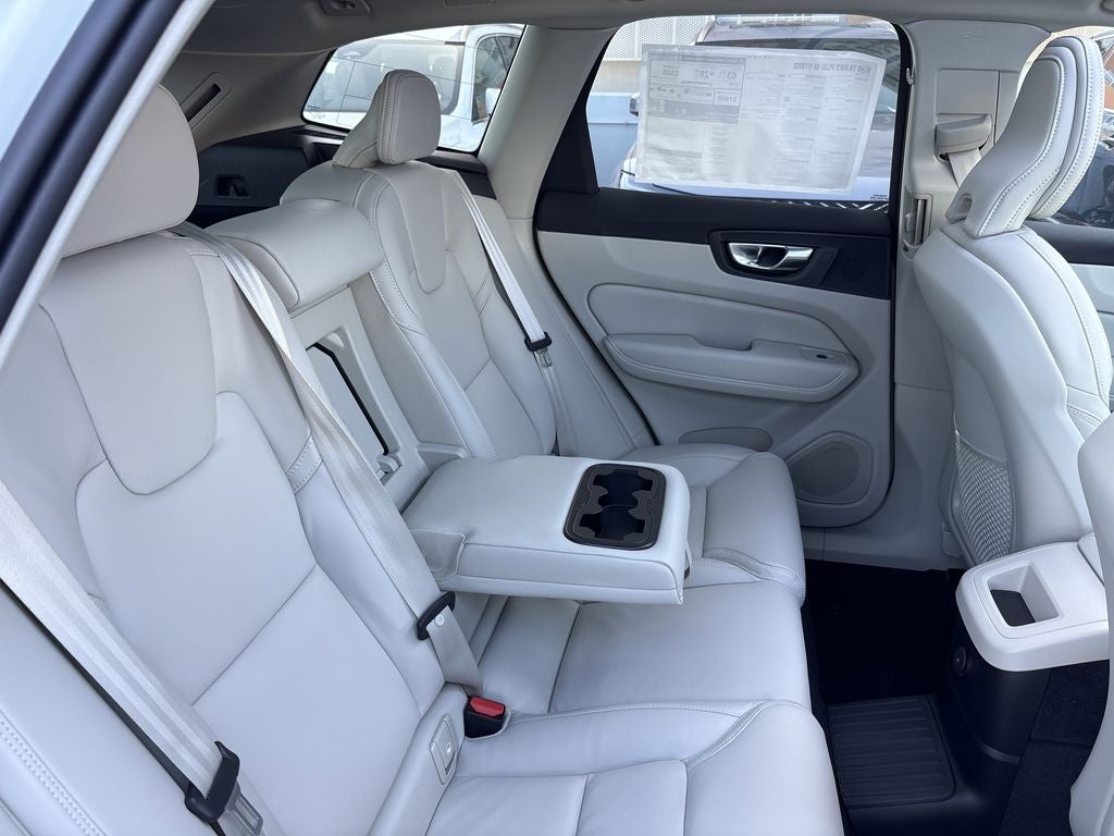 2026 Volvo XC60 Plug-In Hybrid T8 Ultra