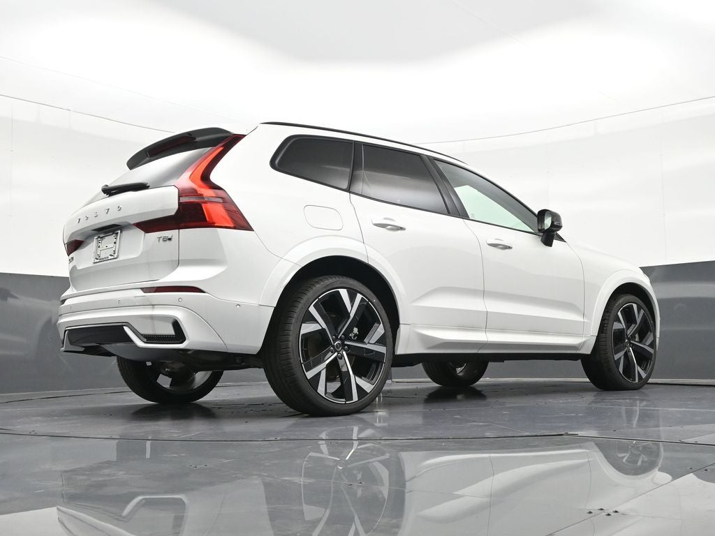 2026 Volvo XC60 Plug-In Hybrid T8 Ultra