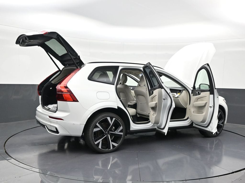 2026 Volvo XC60 Plug-In Hybrid T8 Ultra