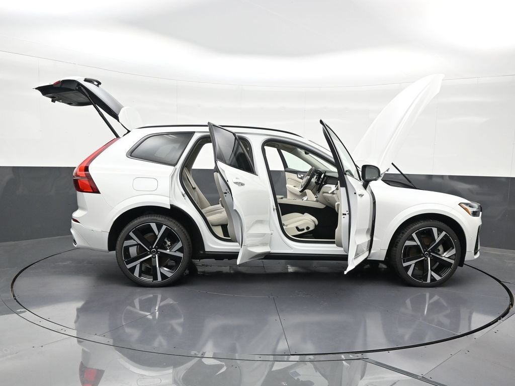 2026 Volvo XC60 Plug-In Hybrid T8 Ultra