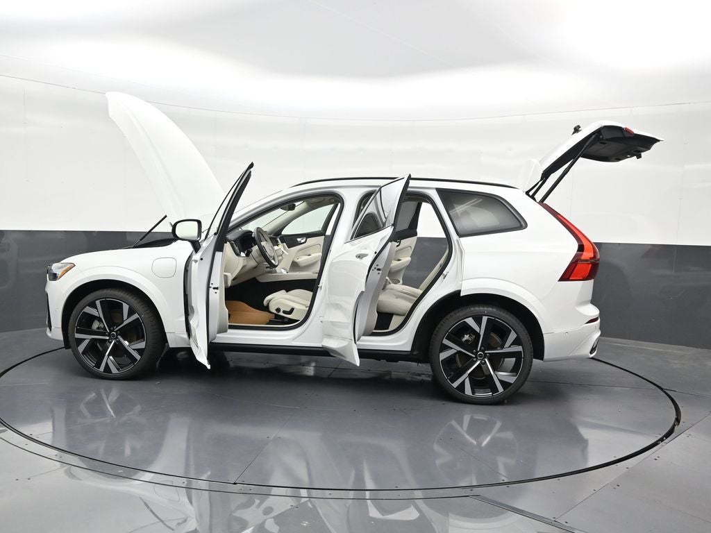 2026 Volvo XC60 Plug-In Hybrid T8 Ultra