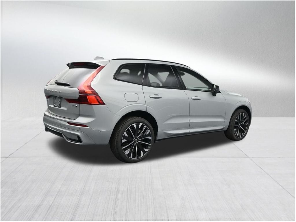 2026 Volvo XC60 Plug-In Hybrid T8 Ultra