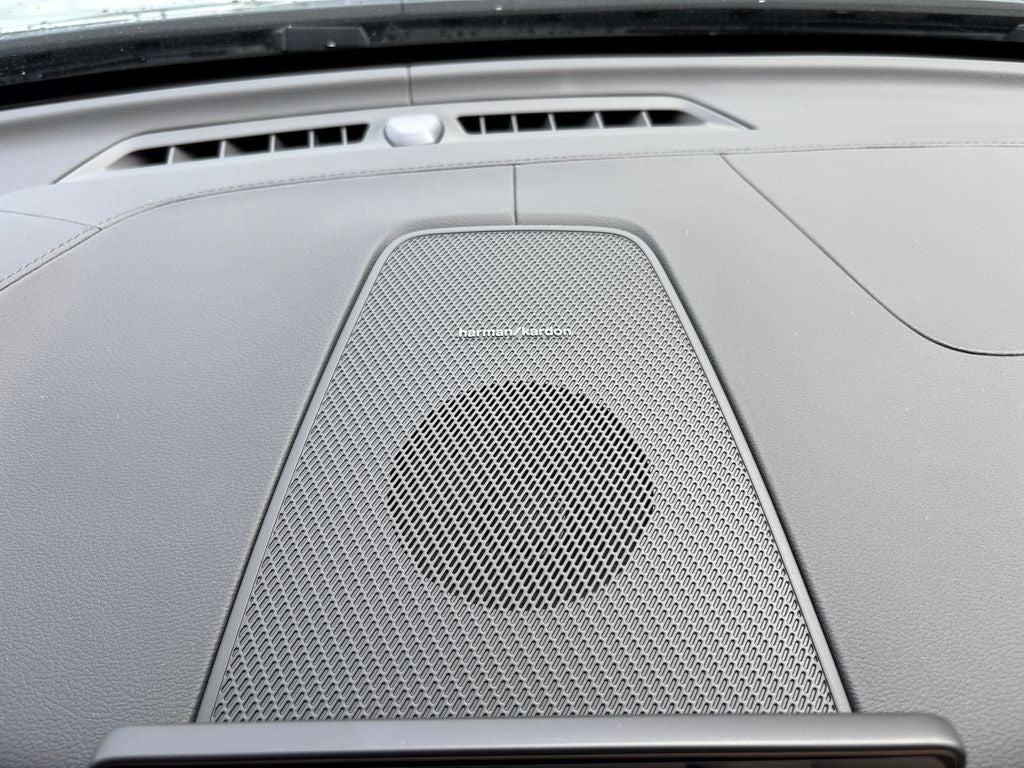 2026 Volvo XC60 Plug-In Hybrid T8 Ultra