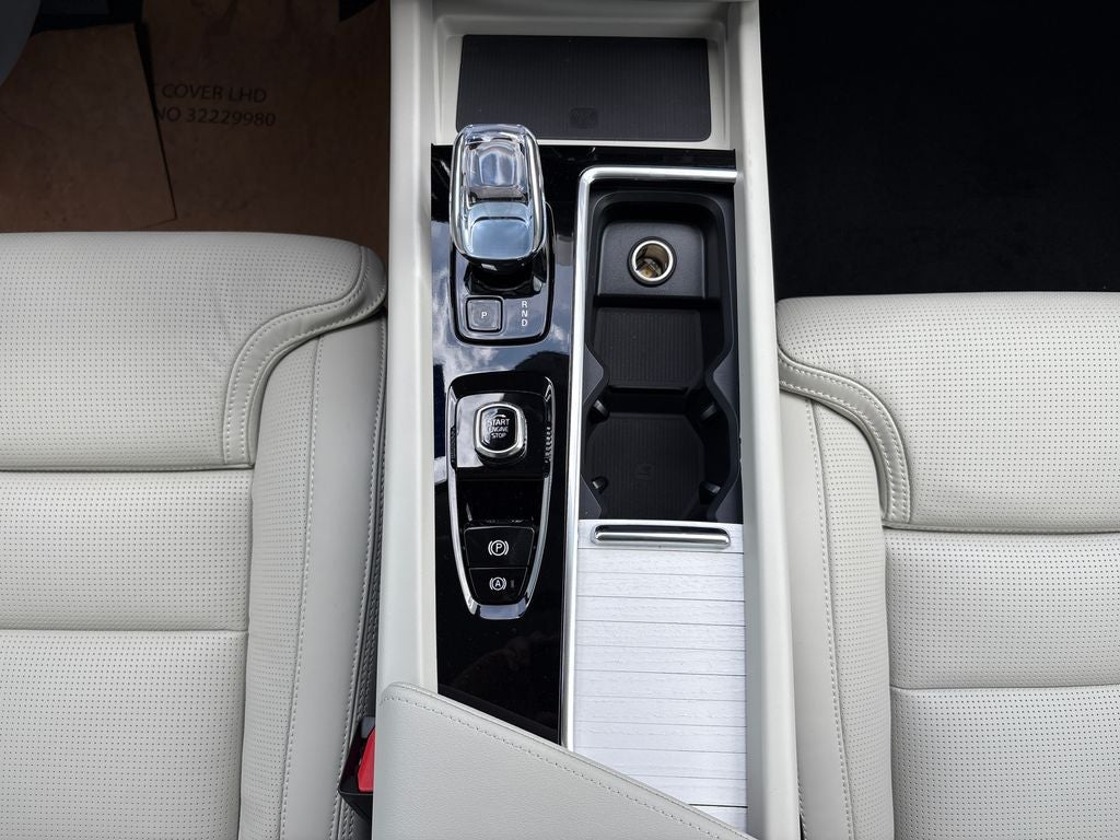 2026 Volvo XC60 Plug-In Hybrid T8 Ultra