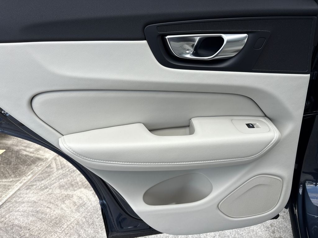 2026 Volvo XC60 Plug-In Hybrid T8 Ultra