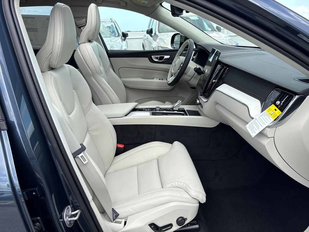 2026 Volvo XC60 Plug-In Hybrid T8 Ultra