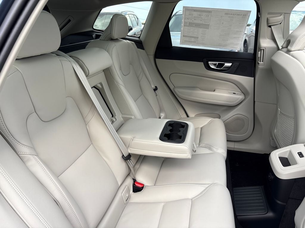2026 Volvo XC60 Plug-In Hybrid T8 Ultra
