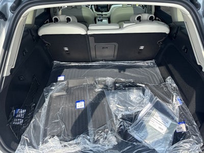 2026 Volvo XC60 Plug-In Hybrid T8 Ultra