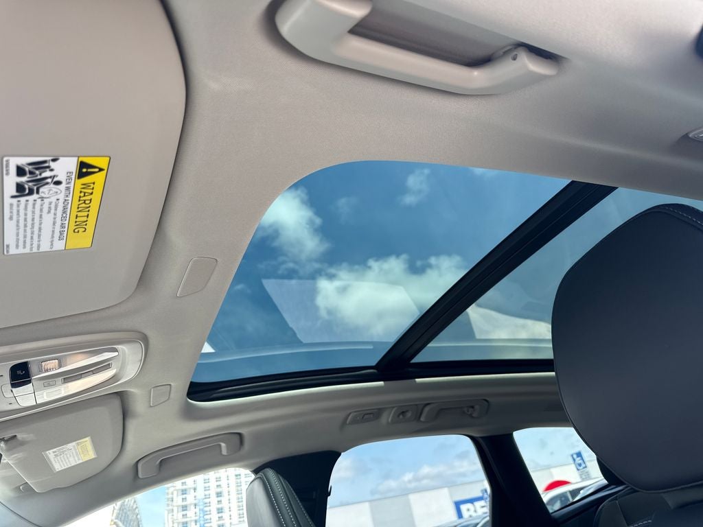 2025 Volvo XC60 Plug-In Hybrid T8 Ultra