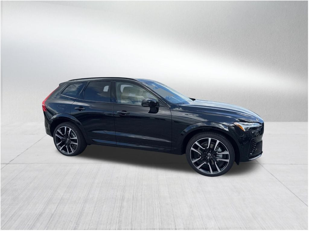 2025 Volvo XC60 Plug-In Hybrid T8 Ultra