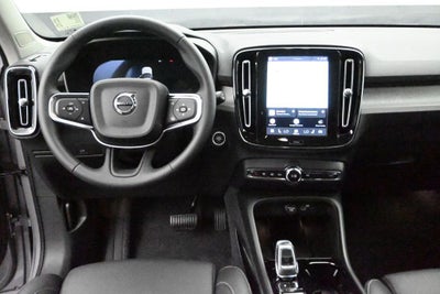 2026 Volvo XC40 B4 Plus