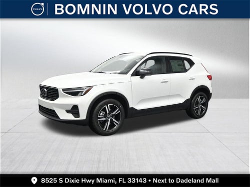 2026 Volvo XC40 B4 Core