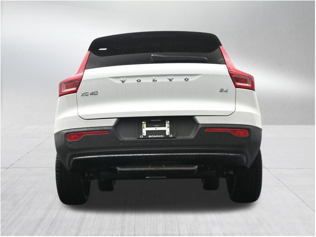 2026 Volvo XC40 B4 Core