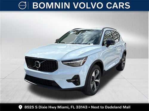 2026 Volvo XC40 B5 Plus