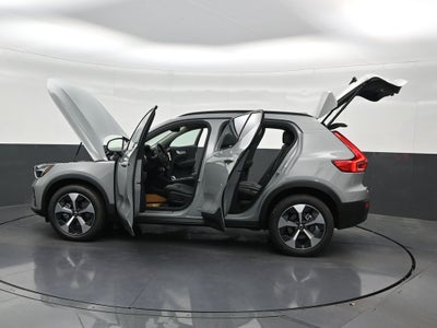 2026 Volvo XC40 B5 Plus