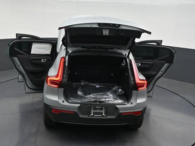 2026 Volvo XC40 B5 Plus