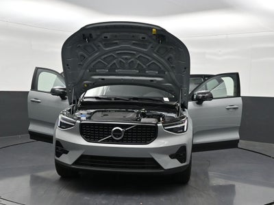 2026 Volvo XC40 B5 Plus