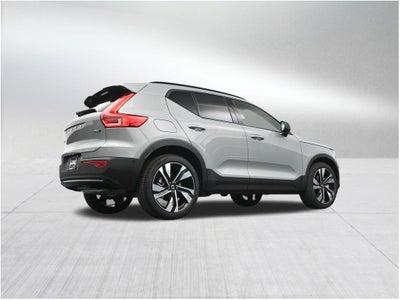 2026 Volvo XC40 B5 Plus