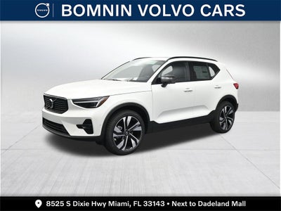 2026 Volvo XC40 B5 Plus