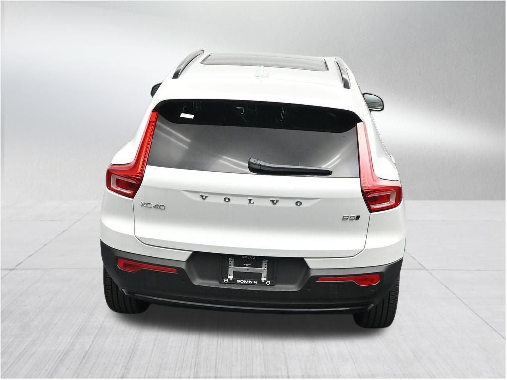 2026 Volvo XC40 B5 Plus