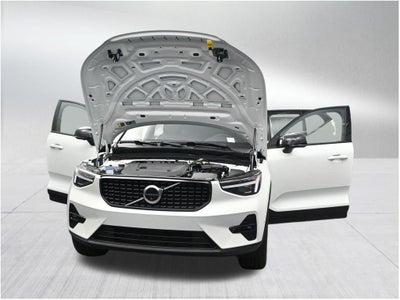 2026 Volvo XC40 B5 Plus