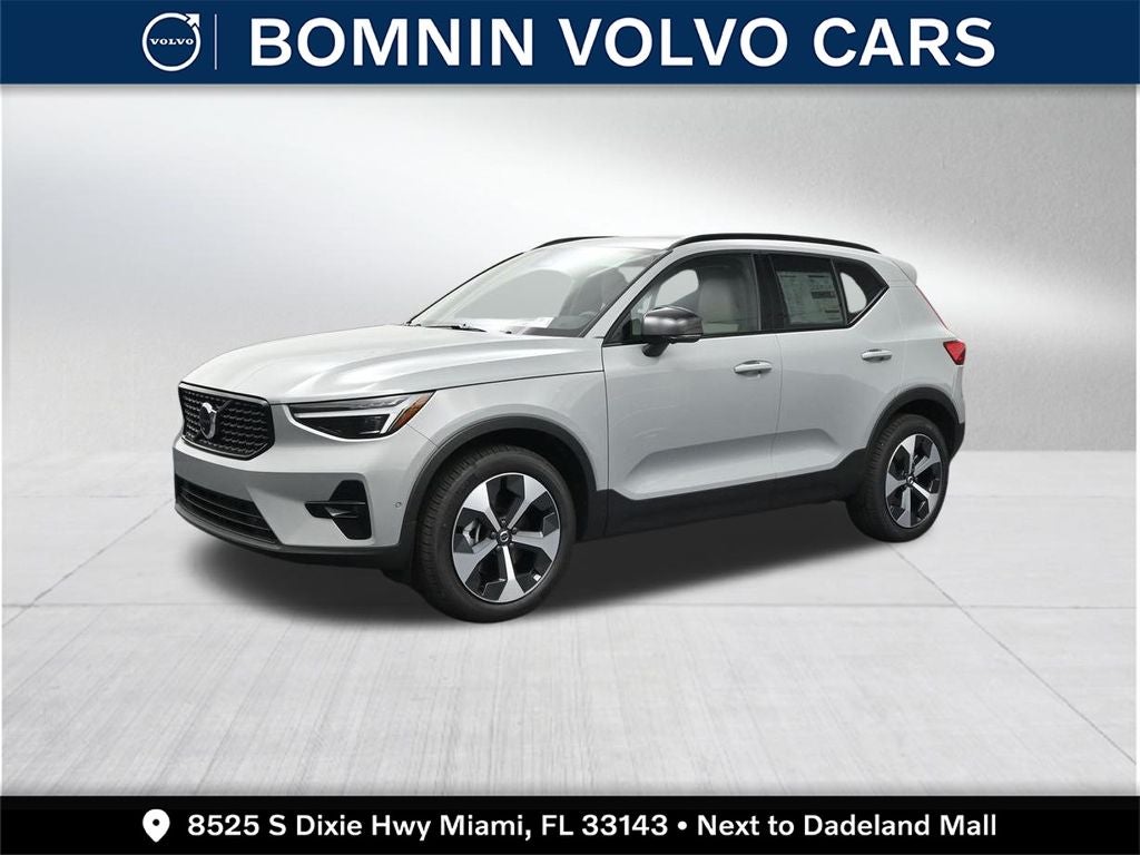 2026 Volvo XC40 B5 Plus