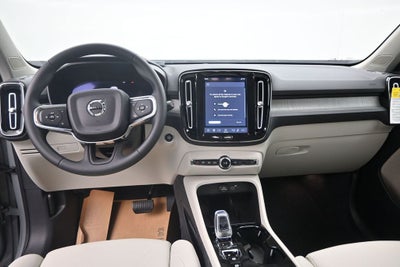 2026 Volvo XC40 B5 Plus