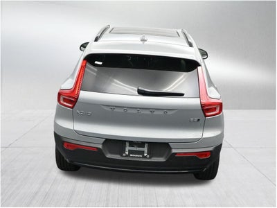 2026 Volvo XC40 B5 Plus