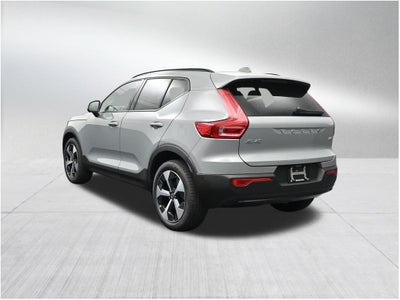 2026 Volvo XC40 B5 Plus