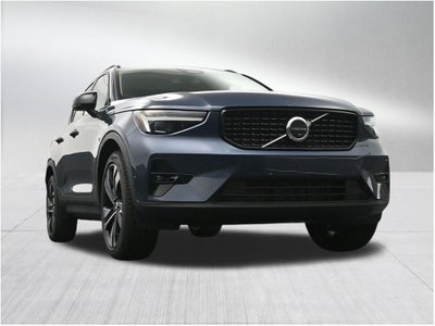 2026 Volvo XC40 B5 Plus