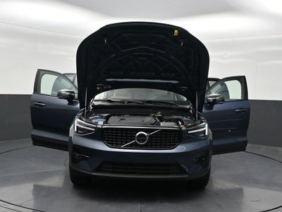 2026 Volvo XC40 B5 Plus