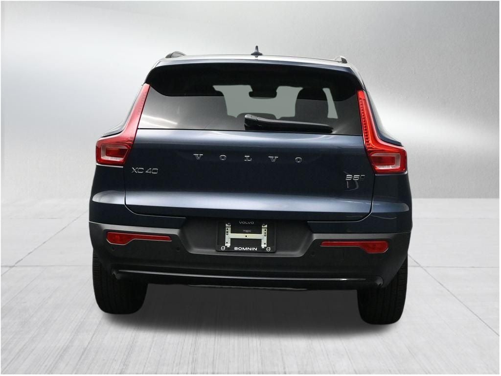 2026 Volvo XC40 B5 Plus