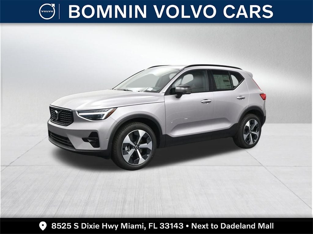 2026 Volvo XC40 B5 Plus