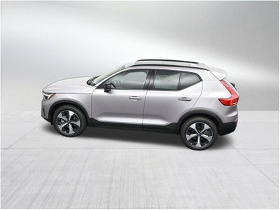 2026 Volvo XC40 B5 Plus
