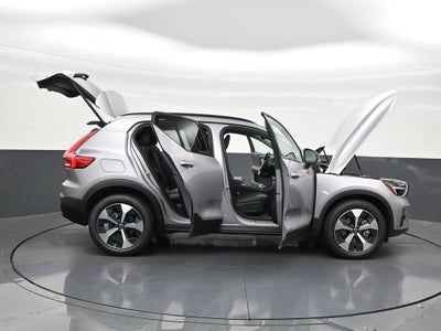 2026 Volvo XC40 B5 Plus