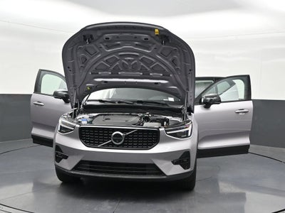 2026 Volvo XC40 B5 Plus