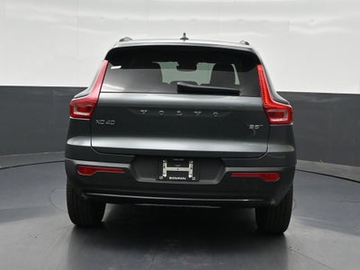 2026 Volvo XC40 B5 Plus