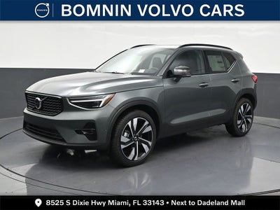 2026 Volvo XC40 B5 Plus