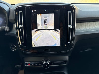 2026 Volvo XC40 B5 Plus