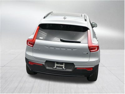 2026 Volvo XC40 B5 Plus