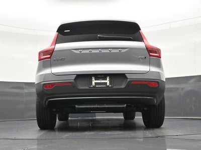 2026 Volvo XC40 B5 Plus